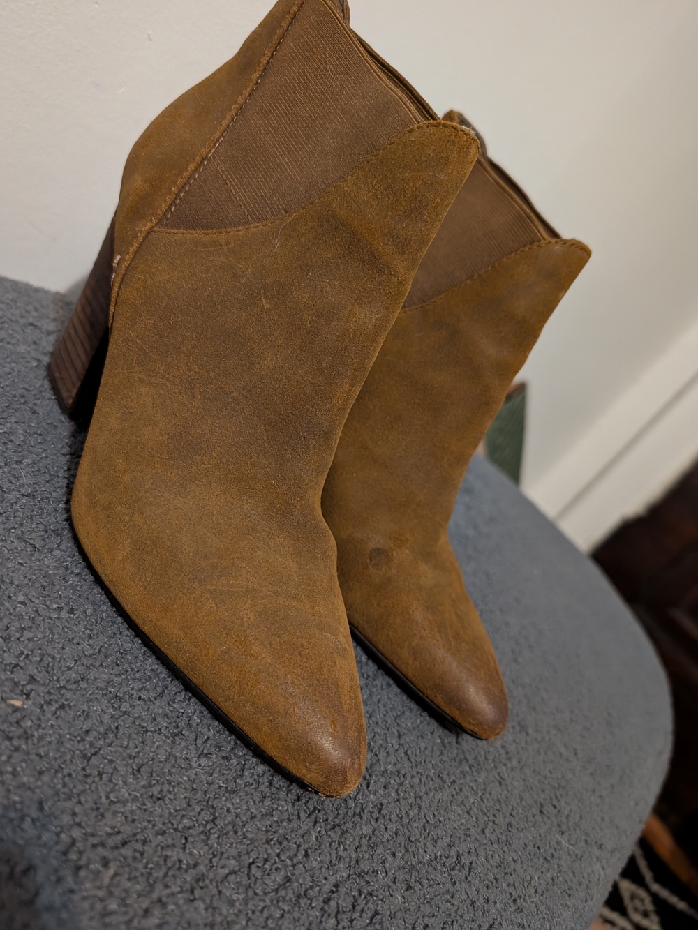 Crown Vintage | Magnolia Suede Heeles Boots
